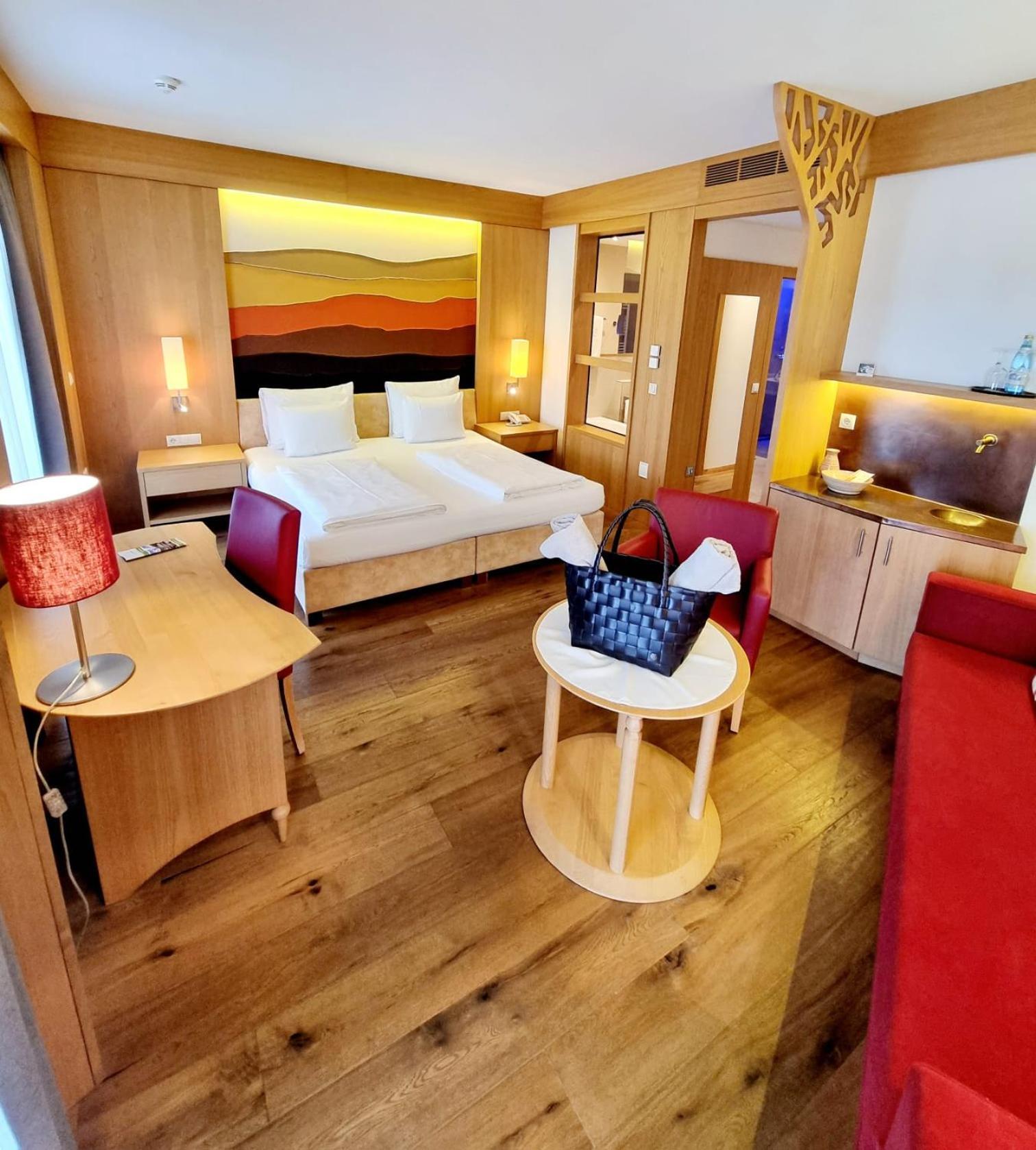 Hotel Hasslhof Кальдаро Экстерьер фото