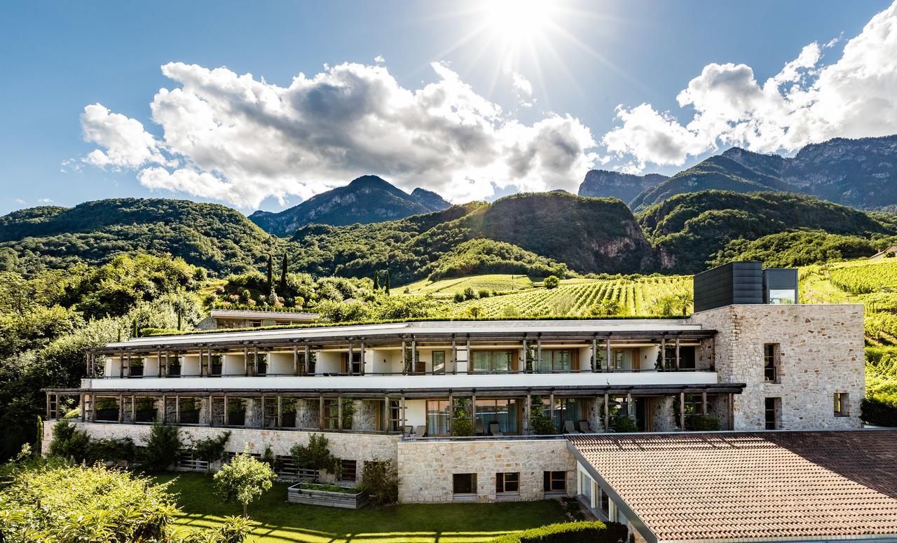 Hotel Hasslhof Кальдаро Экстерьер фото
